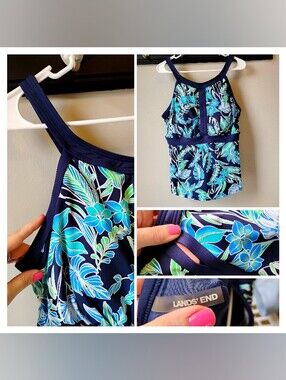 NWOT Land's End Blushing blossom blues bathing suit top